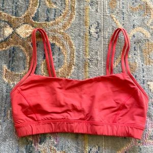 Lululemon Straight Up sports bra size 8